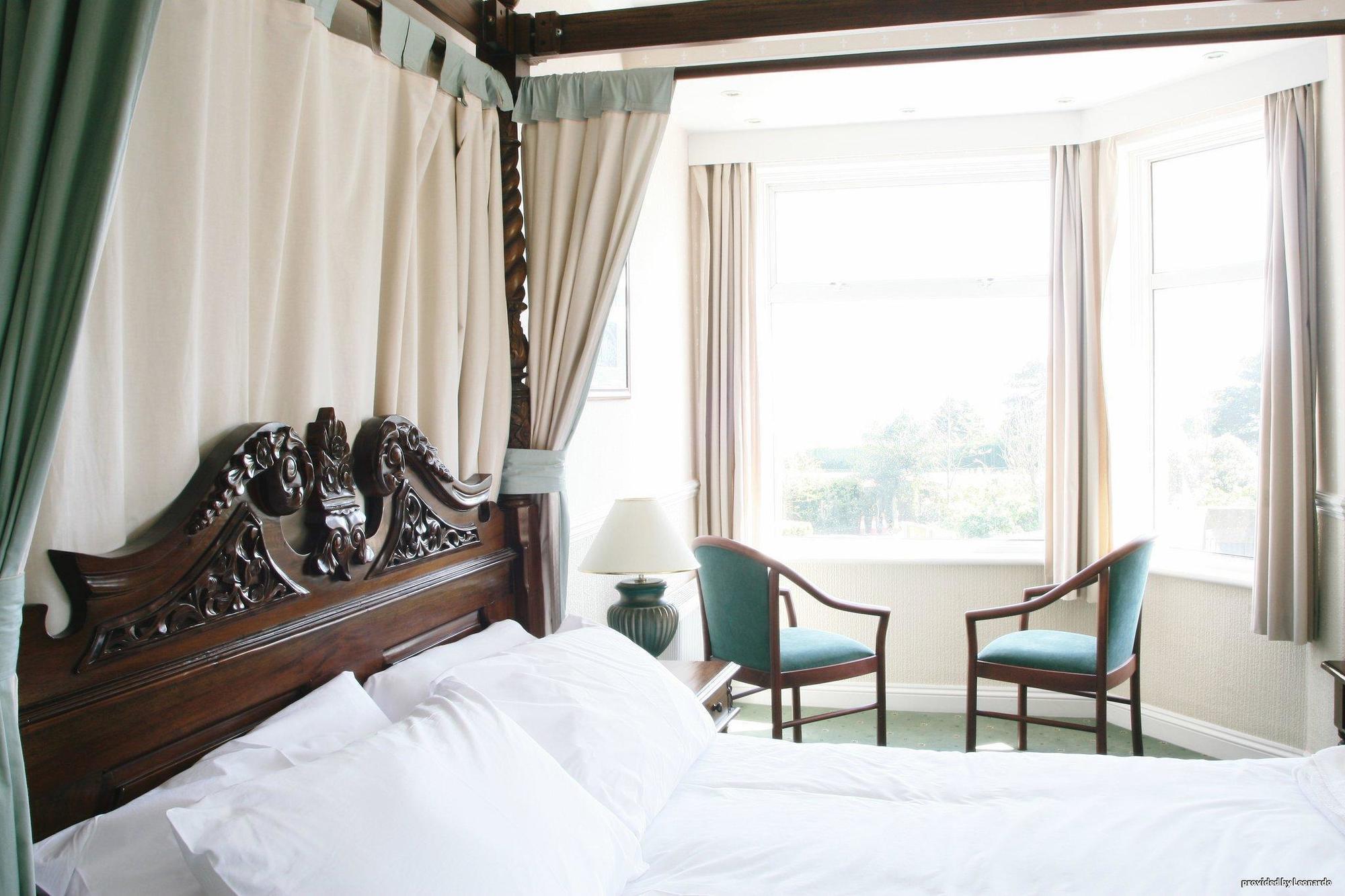 Cliff Head Hotel Teluk Carlyon Bilik gambar